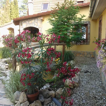 Mediterran Apartmanhaz Szantod