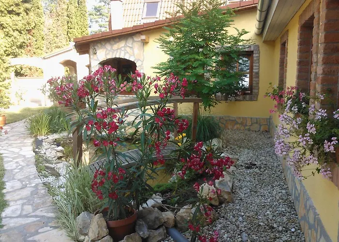 Mediterran Apartmanhaz Szántód